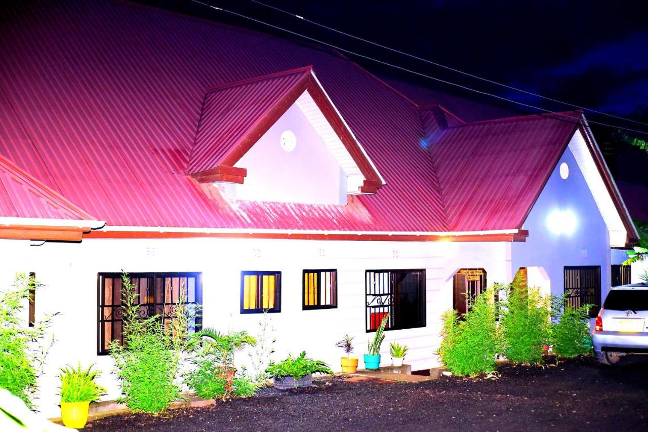Safari Park House Acomodação com café da manhã Arusha Exterior foto