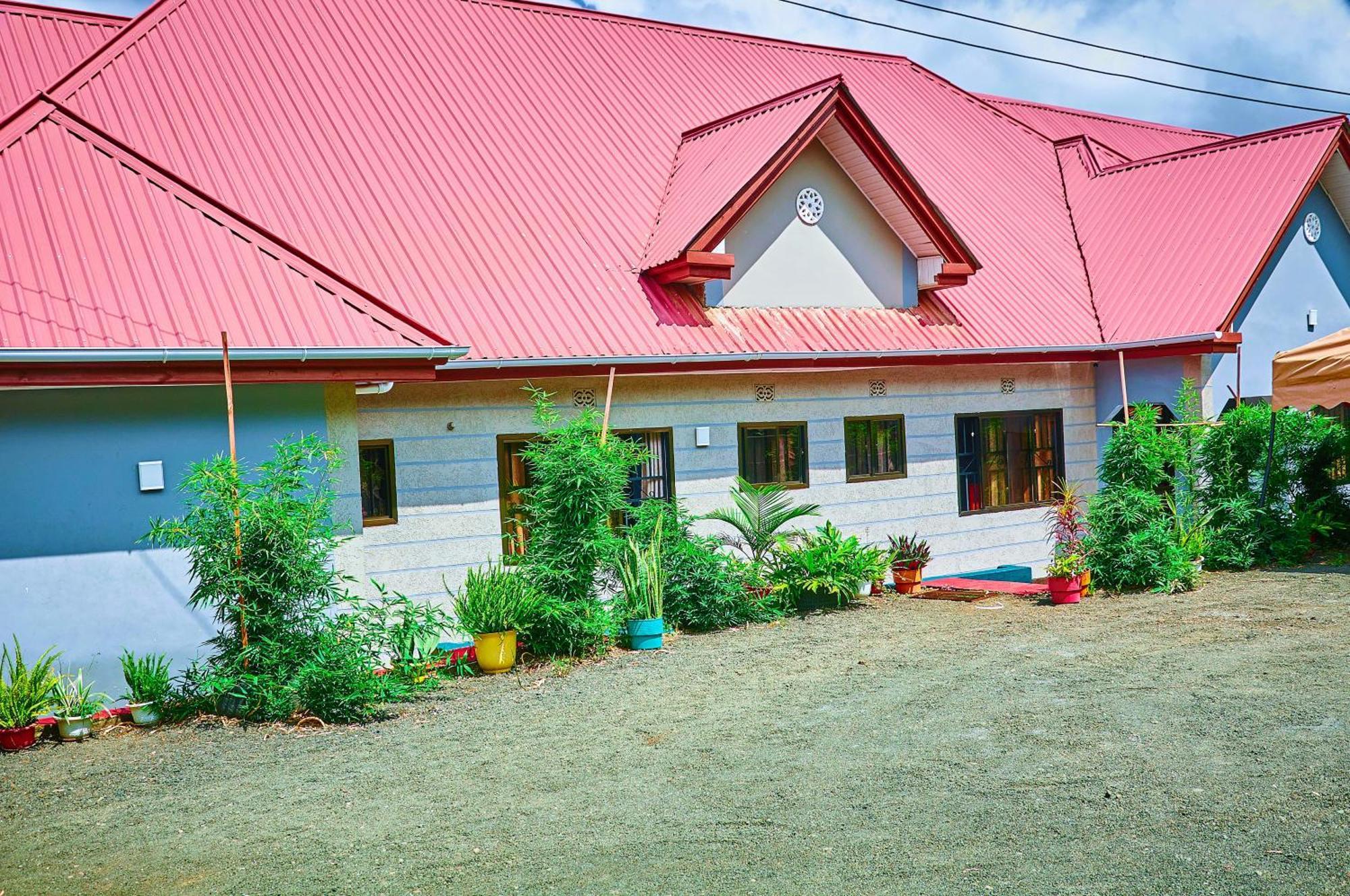 Safari Park House Acomodação com café da manhã Arusha Exterior foto